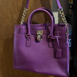 Michael Kors Hamilton Large Fushia